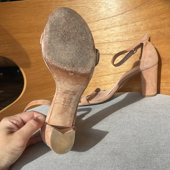 Stuart Weitzman Nearly Nude Dolce Suede Heels