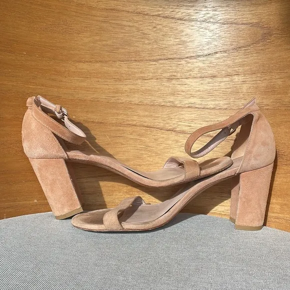 Stuart Weitzman Nearly Nude Dolce Suede Heels