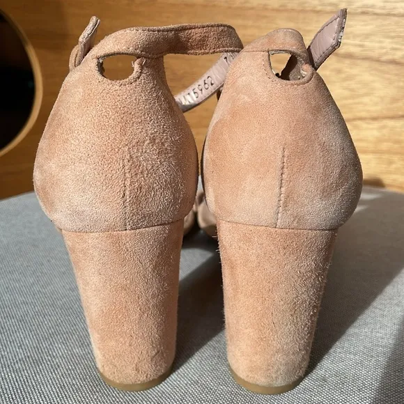 Stuart Weitzman Nearly Nude Dolce Suede Heels
