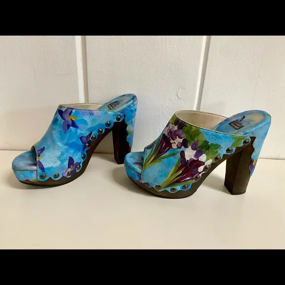Stuart Weitzman Sequoia Platform Clogs Sz 6.5, Box