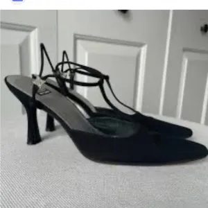 Stuart Weitzman Stone Heels Shoes