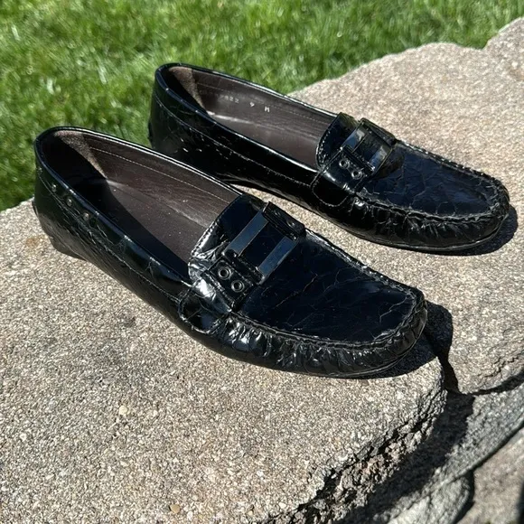 STUART WEITZMAN~Women's~Embossed~ Black~Caiman~Crocodile Leather~Loafer~Sz. 9~BR