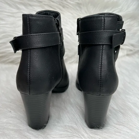 Style Co Laleen Buckled Heeled Booties Black Size 7.5M