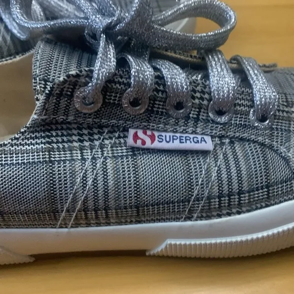 Superga 2750 COTU Classic Unisex Sneakers Women's 7.5 Men's 6 British Gray Plaid
