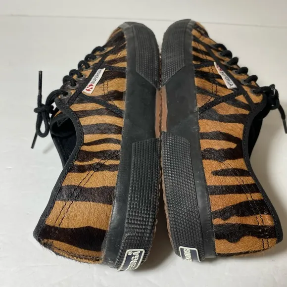Superga Tiger  Print Leather Lace Up Sneakers Shoes Size Women’s 9 Men’s 7.5