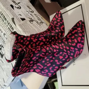 Sz 5.5 NIB $495 Alice   Olivia boots