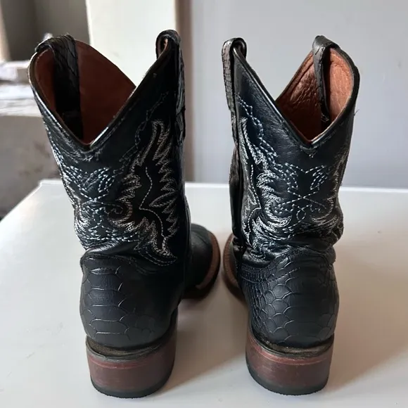 Tanner Mark Python Prink Black Western Youth Boots | Size: 12