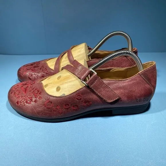 Taos Wish Womens Deep Red Leather Slip On Embroidered Mary Jane Shoes Size 39-8