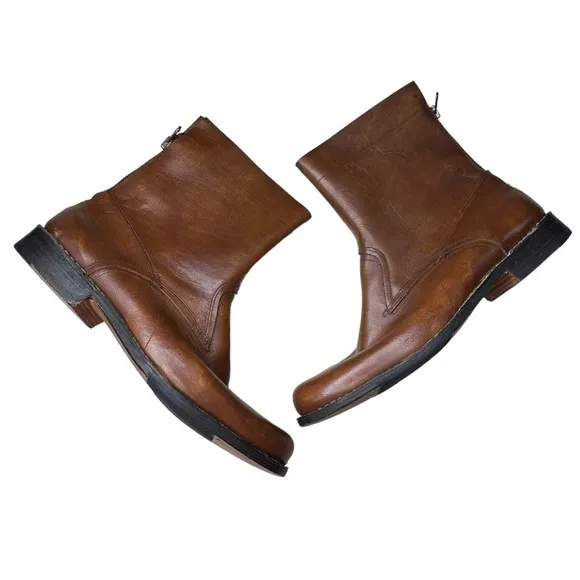 Timberland Boot Co Men’s Leather Chelsea Back Zip Boots. Size 11