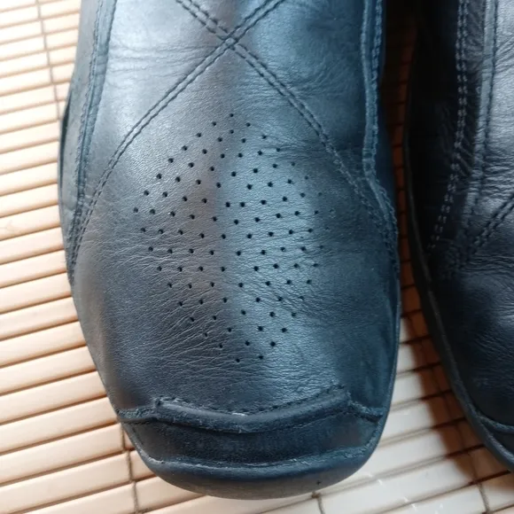 Timberland Mens Earthkeepers 57181 Black Leather Casual Slip On Shoes Size 11 M.