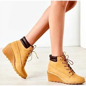 Timberland Women's Amston 6&quot; Inch Wheat Nubuck Wedge Lace Boots SZ 8.5