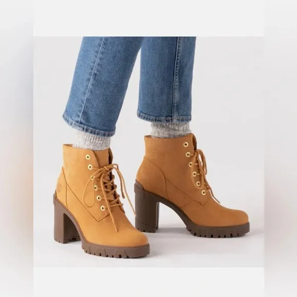 Timberland Women's Lana High Heel Wheat Leather Boots Size 9