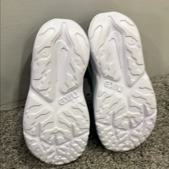 Toddler girls size 9 lot of 3 shoes
