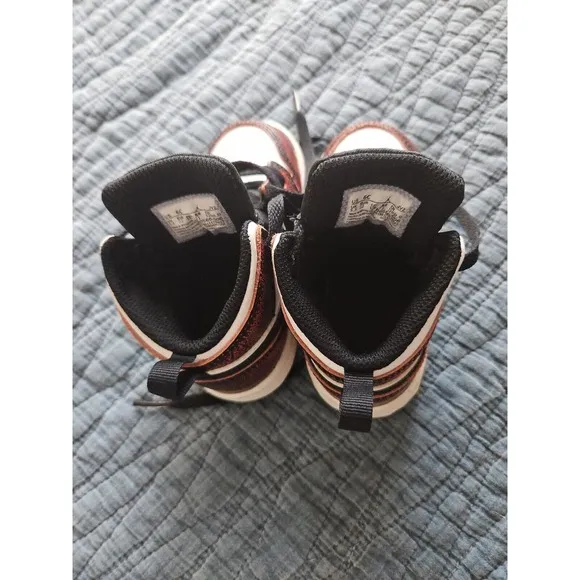 toddler Nike shoes size us 6C unisex