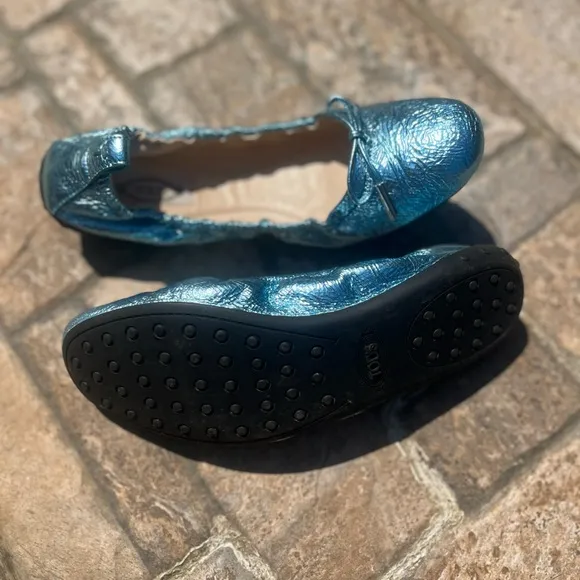 Tod’s Metallic Blue Ballet Flats