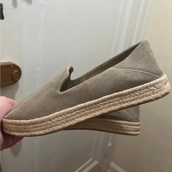 TOMS Tan Espadrille Slip-On Shoes 9W
