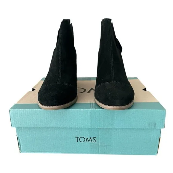TOMS Women's Black Ankle Boots Toms Everly Cutout Black Suede Waffle Boots 7.5