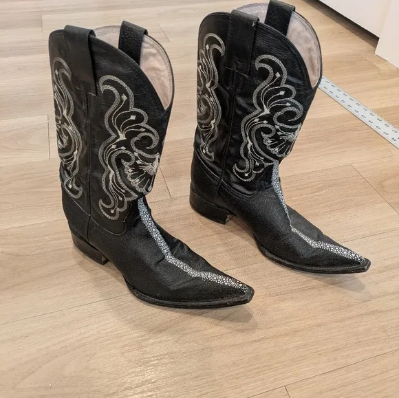 Toro Palomo Black Cowboy Boots - Size 8