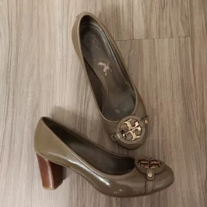 Tory burch aadan heels