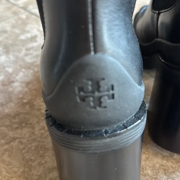 Tory Burch boots - size 8