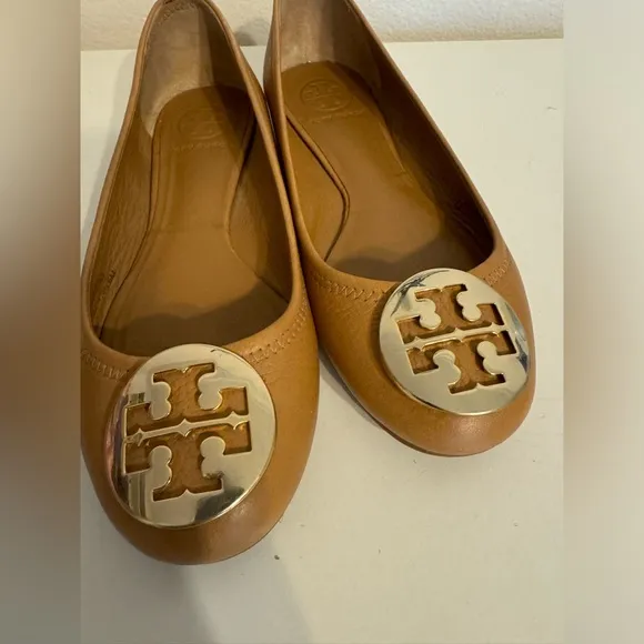 Tory Burch Caramel Pebbled Leather Gold T Logo Ballet Flats Shoes 6M