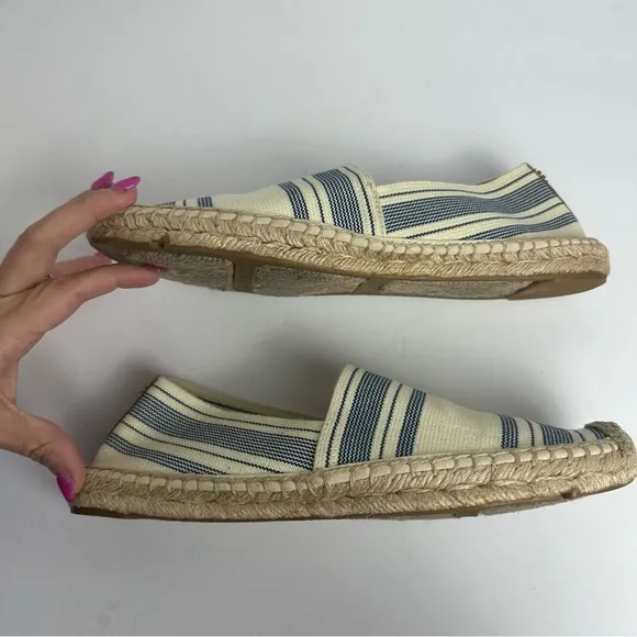 Tory Burch Cream Blue Striped CanvasEspadrilles Flats Womens Size 10.5
