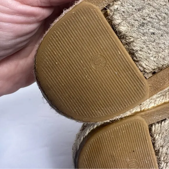 Tory Burch Cream Blue Striped CanvasEspadrilles Flats Womens Size 10.5