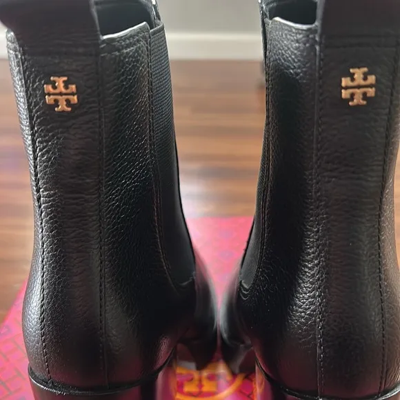 Tory Burch lug boots