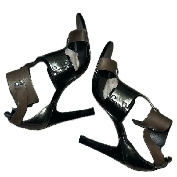 TORY BURCH Metallic Teagan Leather Caged T Strap GLADIATOR Heels 9.5M $399MSRP