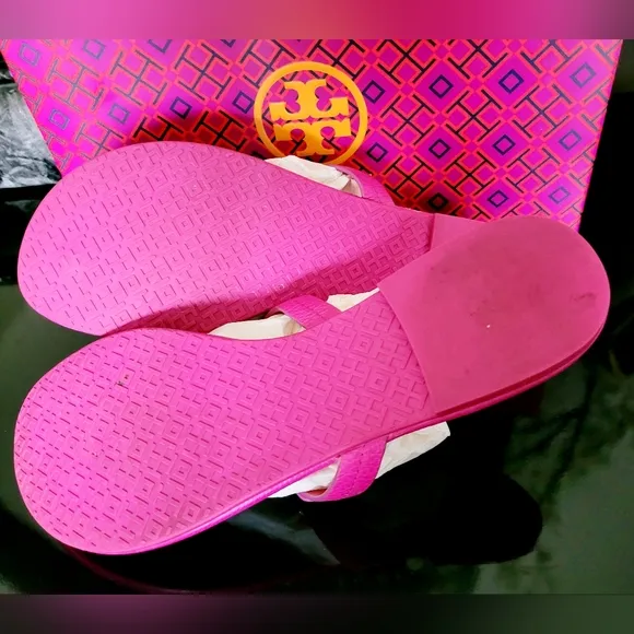 Tory Burch Miller Tumbled Leather Thong Sandals Imperial Pink/Brill8ant Red 9