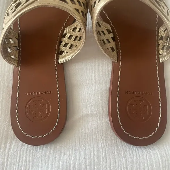 Tory Burch Sandals Gold Flats Sz 7