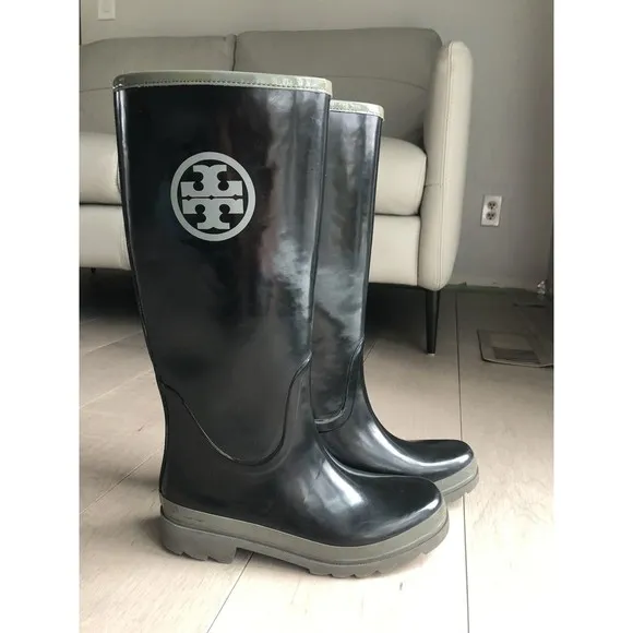 Tory Burch Tall Logo Black &amp; Gray Rubber Rain Boots Size 8