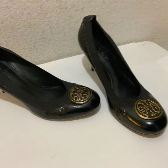 Tory Burch Heels Shoes Black Leather Size 9 M low heels Close Toe