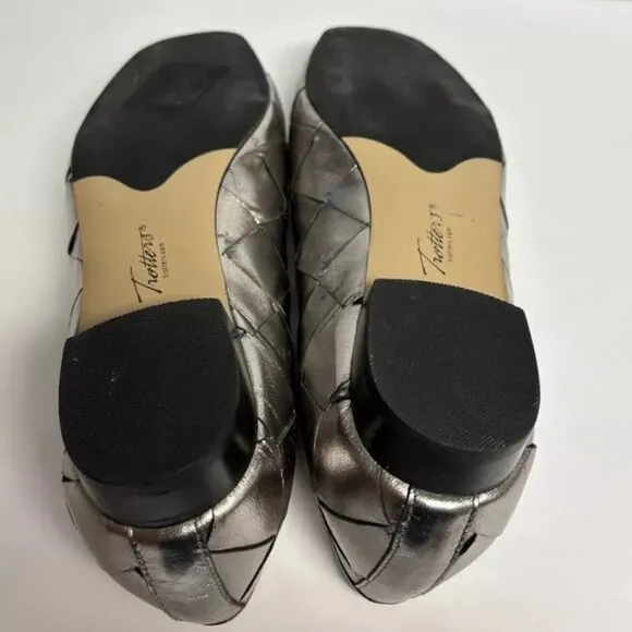 Trotters Women’s Hanny Ballet Flats Pewter, Size 10.5 M