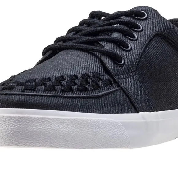 T.U.K. BLACK TWILL NO-RING VLK SNEAKER US 4 (Boys) or EUC 37 UNISEX. New.