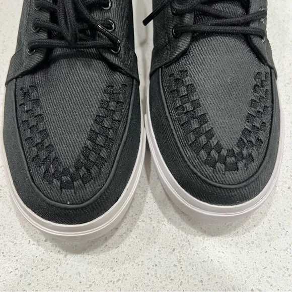 T.U.K. BLACK TWILL NO-RING VLK SNEAKER US 4 (Boys) or EUC 37 UNISEX. New.