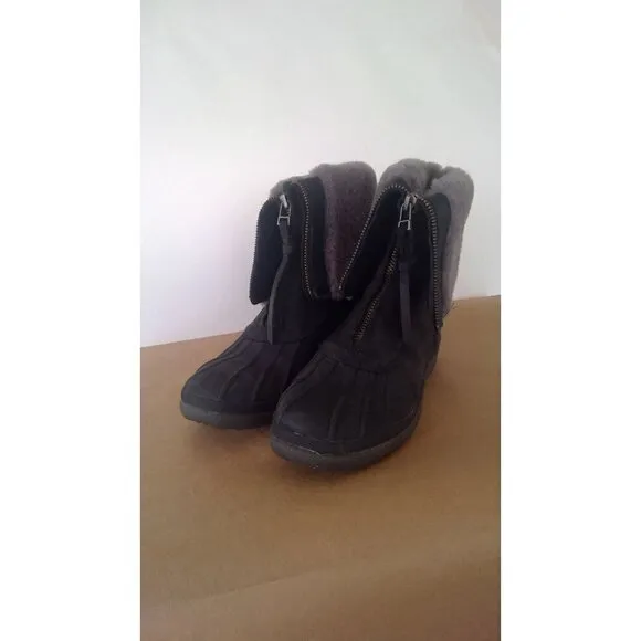 UGG Australia Arquette Boots