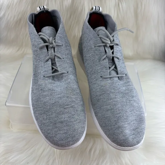 UGG CHUKKA BOOTS SIZE 10 MAN