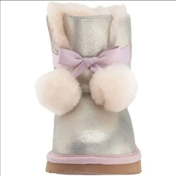Ugg Gita Metallic Gold Kid’s Boots  size 5