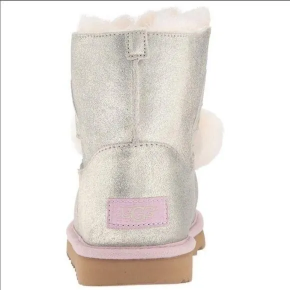 Ugg Gita Metallic Gold Kid’s Boots  size 5