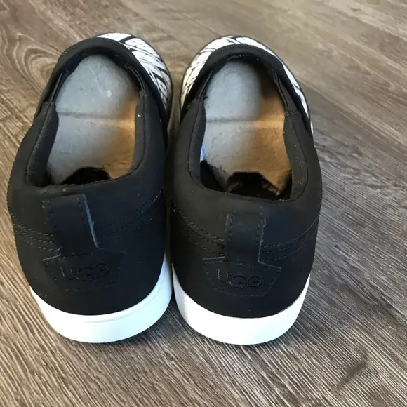 Ugg kids unisex child caplan sneakers