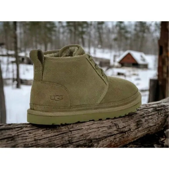 UGG Neumel Olive Drab Green Lace Up Chukka Boots Womens 12 NEW Fast Shipping