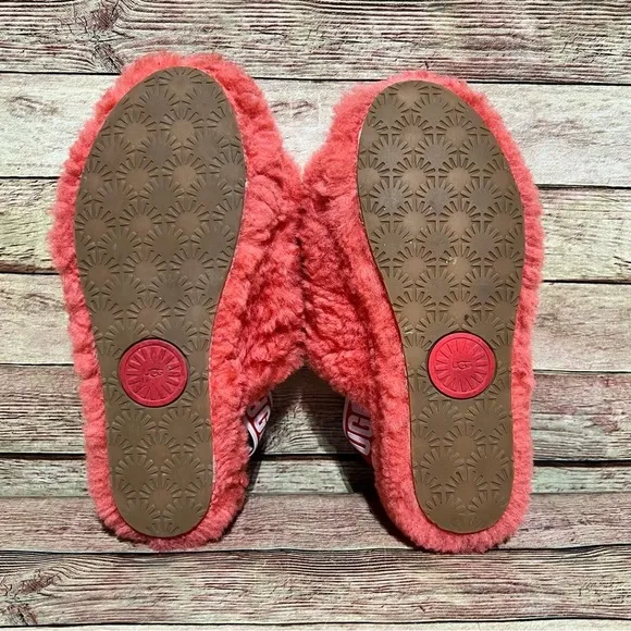 Ugg Red Fluff Yeah Sandals
