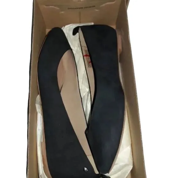 UGG women's black flats shoes
