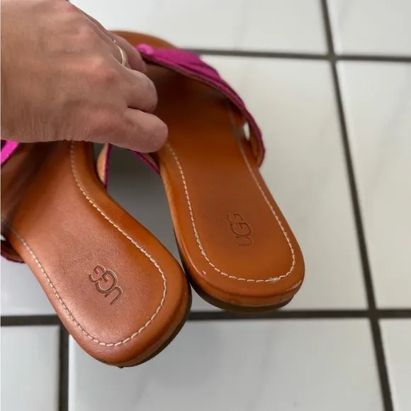 UGG Women's Pink Slide Sandals size 9