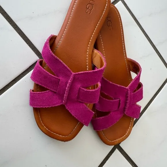 UGG Women's Pink Slide Sandals size 9