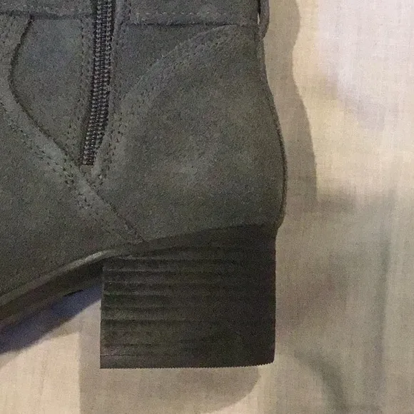 Uggs kookaburra boots