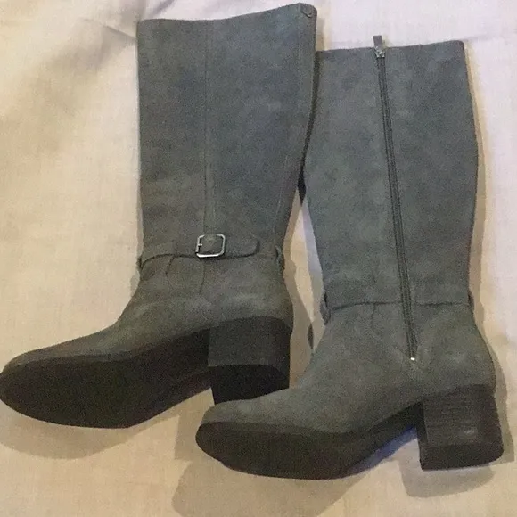 Uggs kookaburra boots