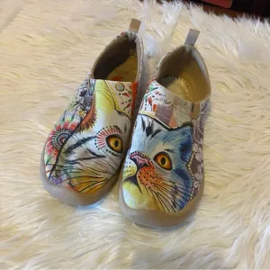 UIN Women's Canvas Slip-On Sneakers Size 9 Art Painted Cat Design