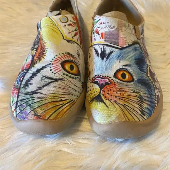 UIN Women's Canvas Slip-On Sneakers Size 9 Art Painted Cat Design